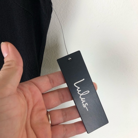 NWT Lulus- Capsleeve black long dress maxi with back keyhole slits size: s - Picture 5 of 16